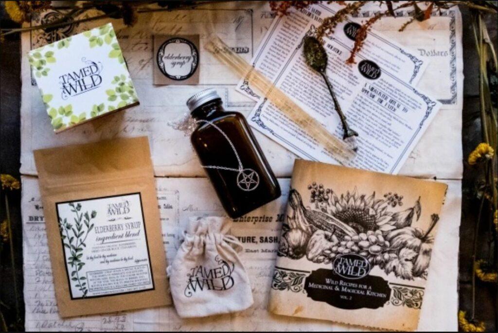 Top 13 Best Witchy & Spiritual Subscription Box